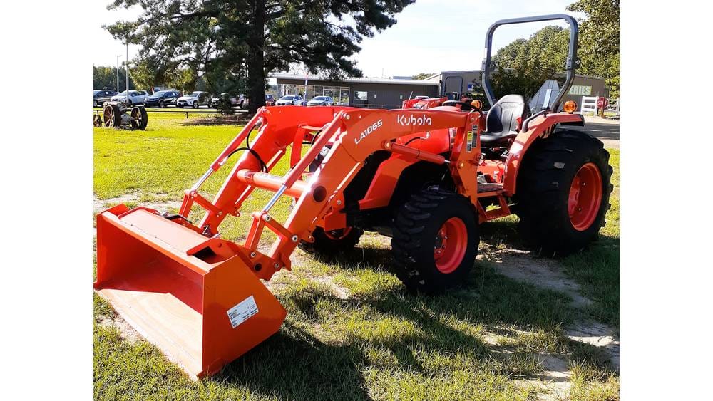 Kubota MX5400HST